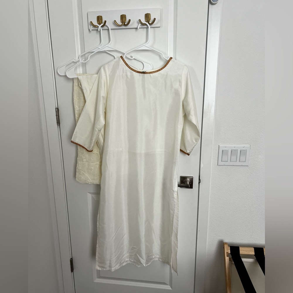 Elegant Cream Kurta Set